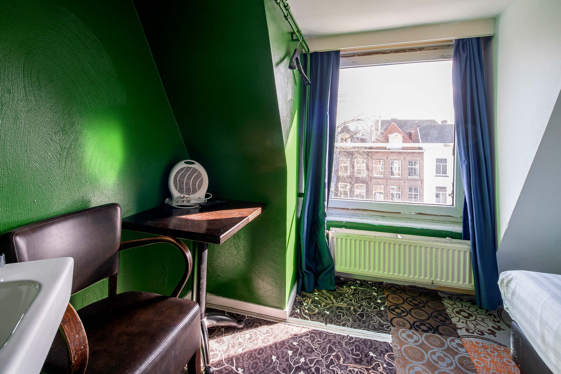 single hostel room in amsterdam