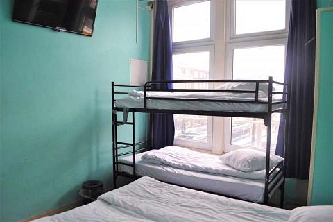 hostel dorm room in amsterdam
